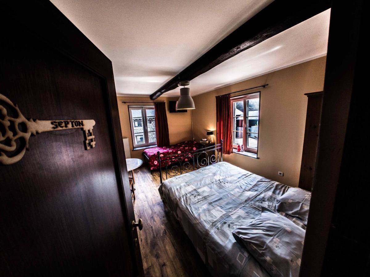 B&B Aux 10 Clefs Durbuy Eksteriør billede